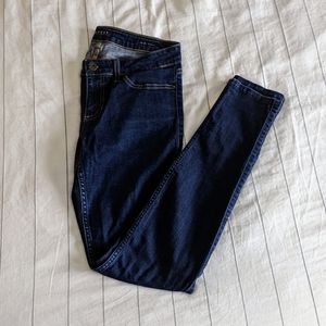 GUESS dark wash "power skinny" jeans, Size 30